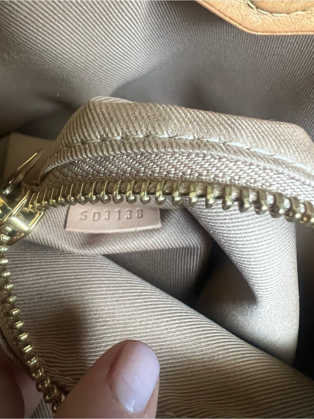 Louis Vuitton Graceful PM Bag - Picture 9 of 13